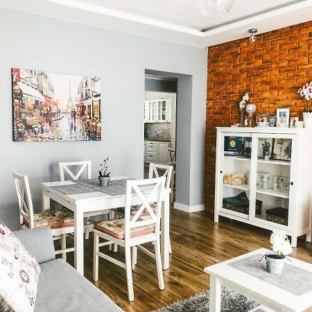 Apartament Luscinia Z 2 Sypialniami Krakow Dış mekan fotoğraf